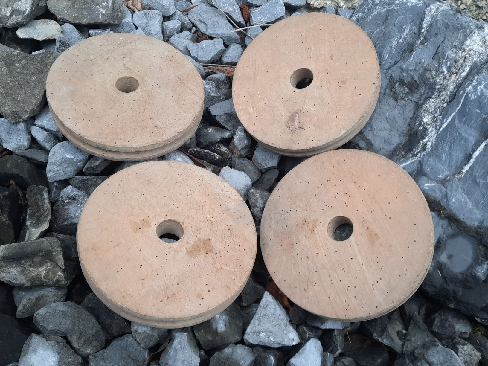 Pneus & Roues: Holzräder – D'occasion à Lommiswil par liv_sp2b 2