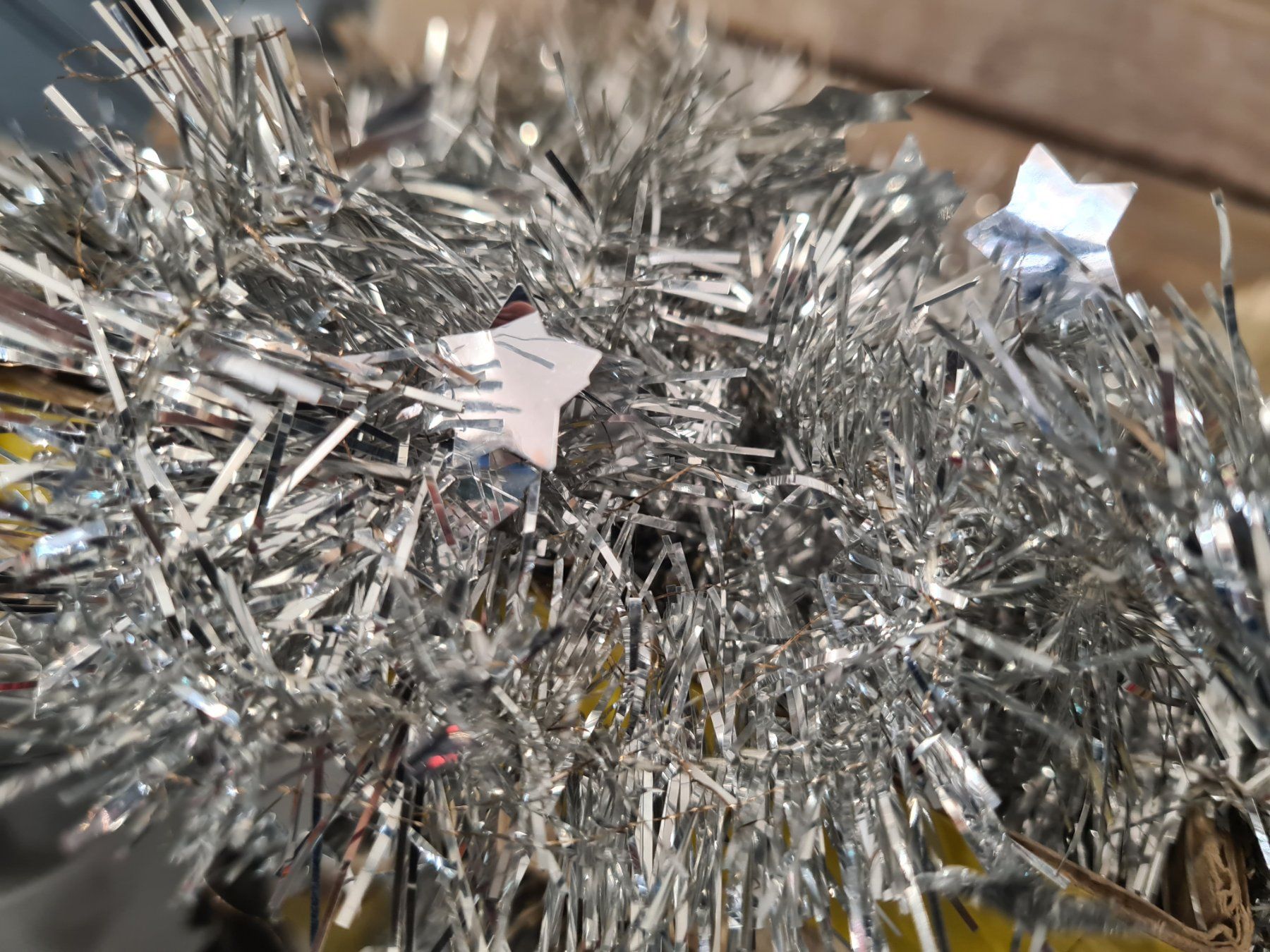 Alle Dekorationen: Silbrige Christbaum Lametta – Gebraucht aus Amriswil von kleindeko