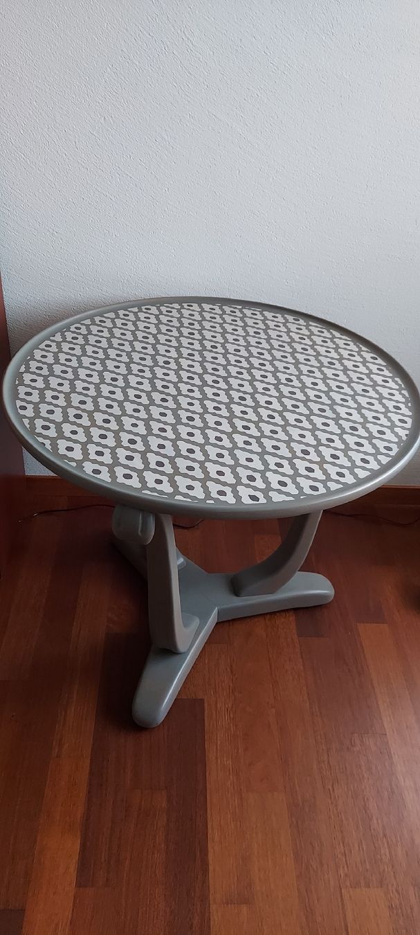 Tavoli: Beistelltisch - Salontisch – Nuovo (secondo la descrizione) da Küssnacht am Rigi venduto da Mukare 3