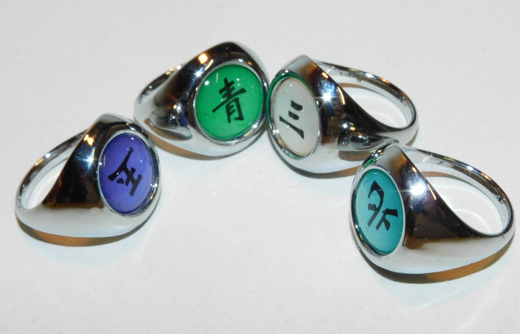 Anelli: Ring 3 Nie gebrauchte Ringe Modeschmuck   gr 56/57 – Usato da Sursee venduto da 76 3