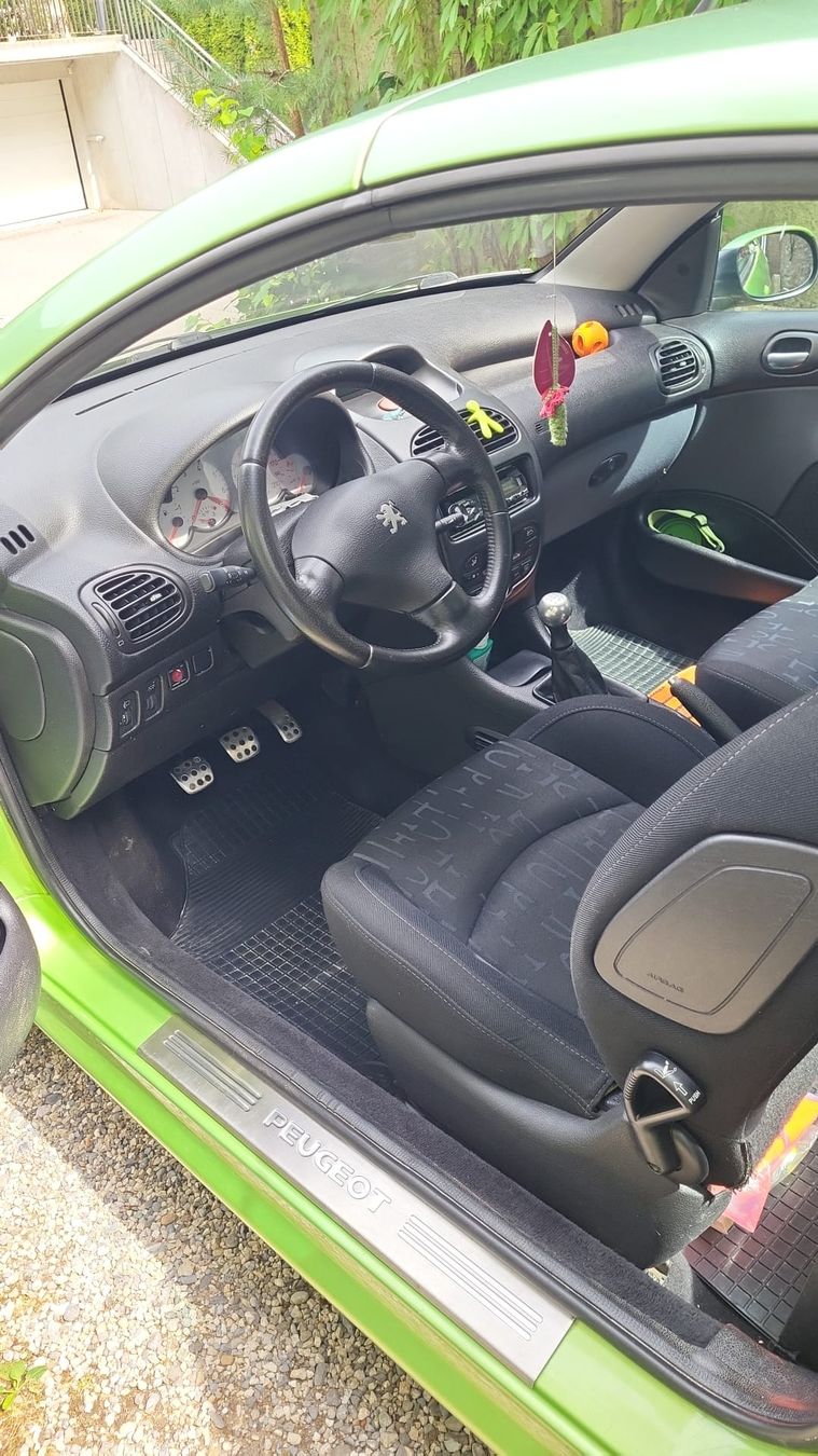Peugeot Automobili: Peugeot 206 2.0 Cabrio – Usato da Safnern venduto da ROEDGM 6