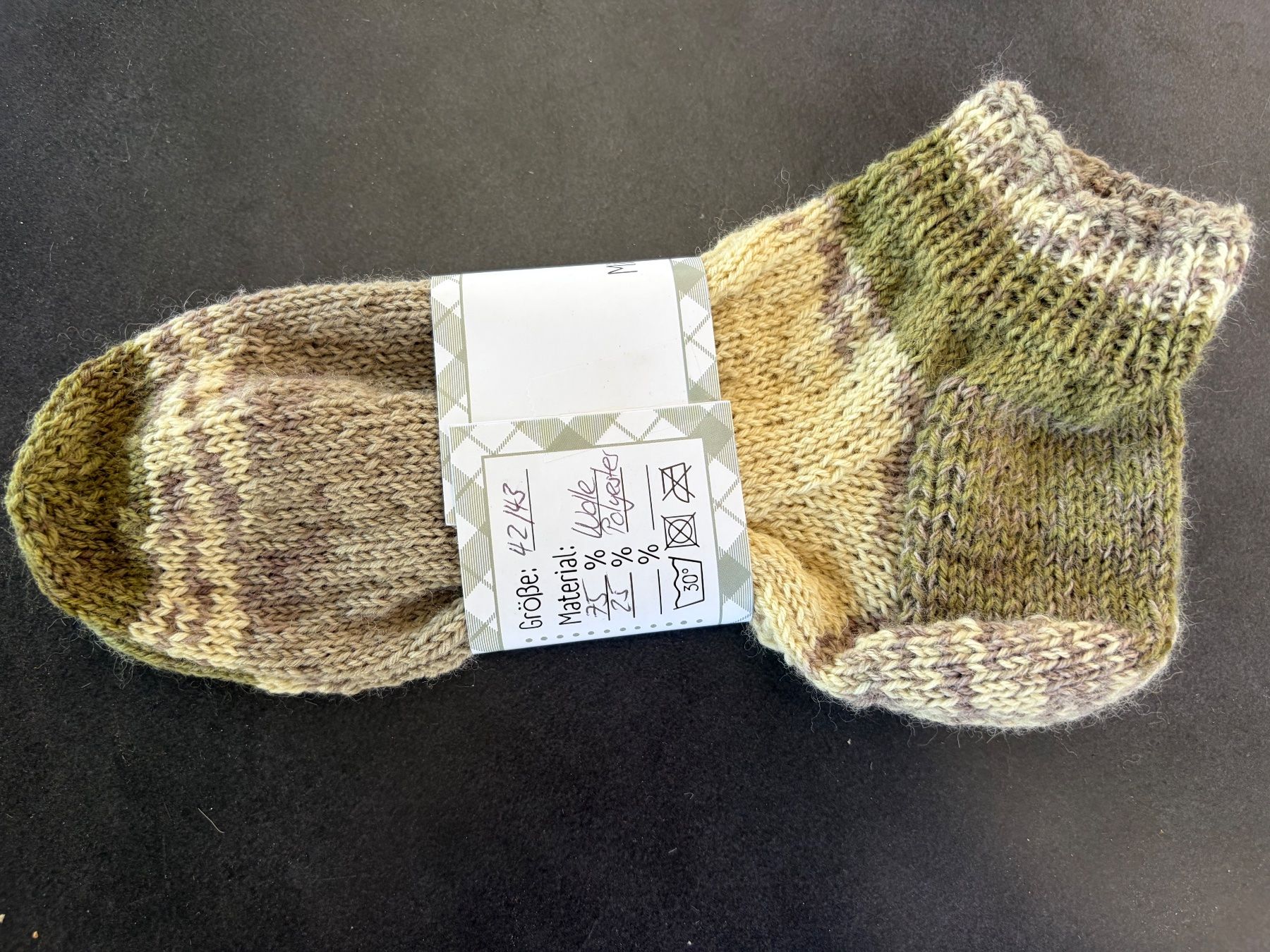 Chaussettes: selbst gestrickte Socken – Neuf (Voir description) à Obergösgen par Andre118 1