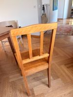 Alter Holzstuhl