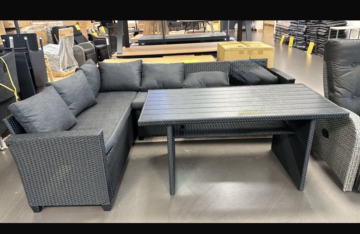 Divani: Gartenlounge Polyrattan Ecke Tisch grau  – Usato da Altendorf venduto da cfs_rw8n