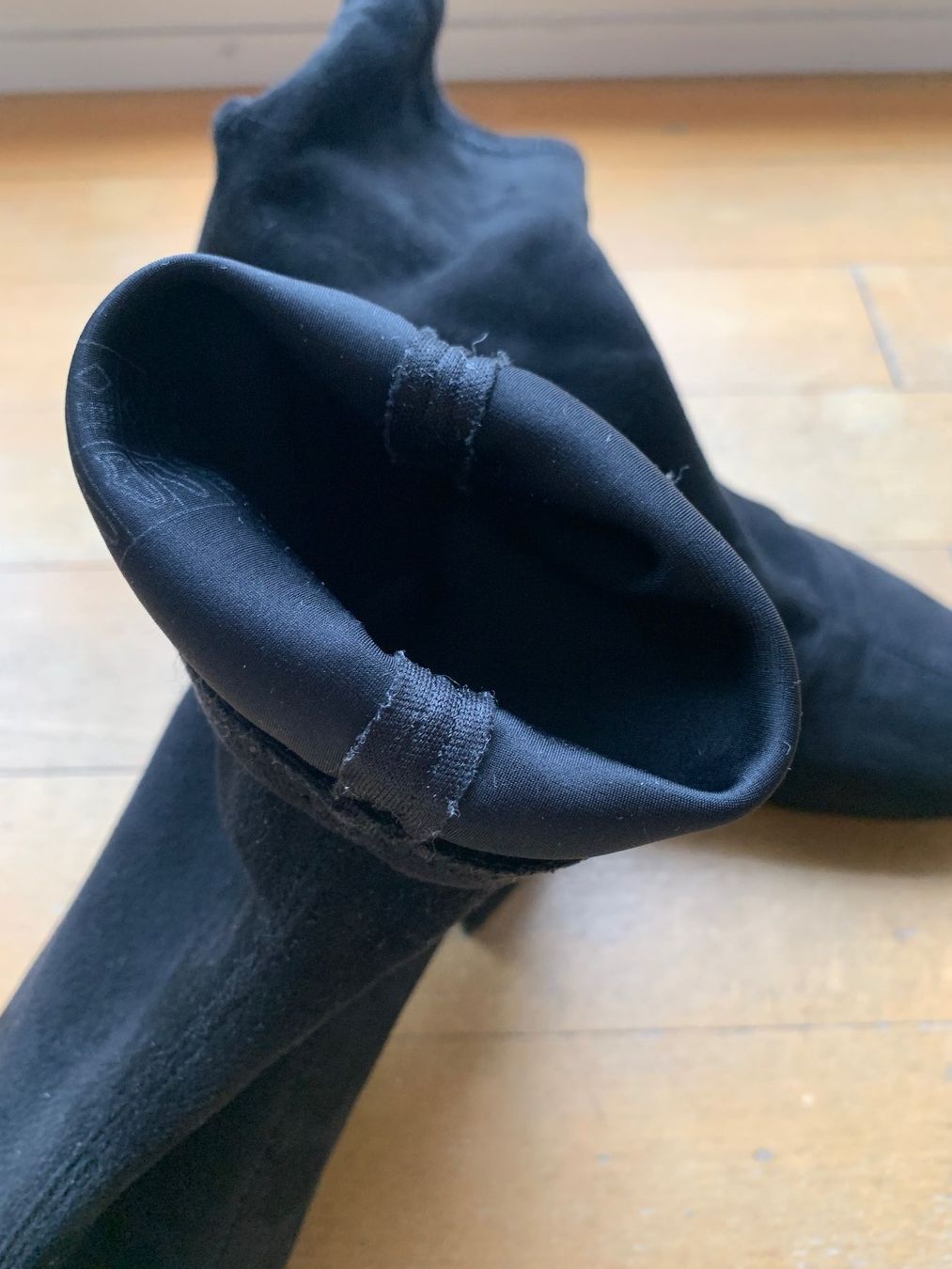 Scarpe da donna: Schwarze Stiefeletten / Absatzstiefel – Usato da Winterthur venduto da Drachenrose 6