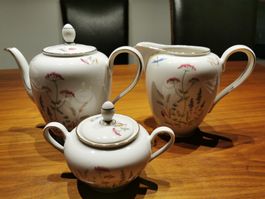 Kaffeekrug/Milchkrug, Zuckerdose Blumen Bavaria Elfenbein