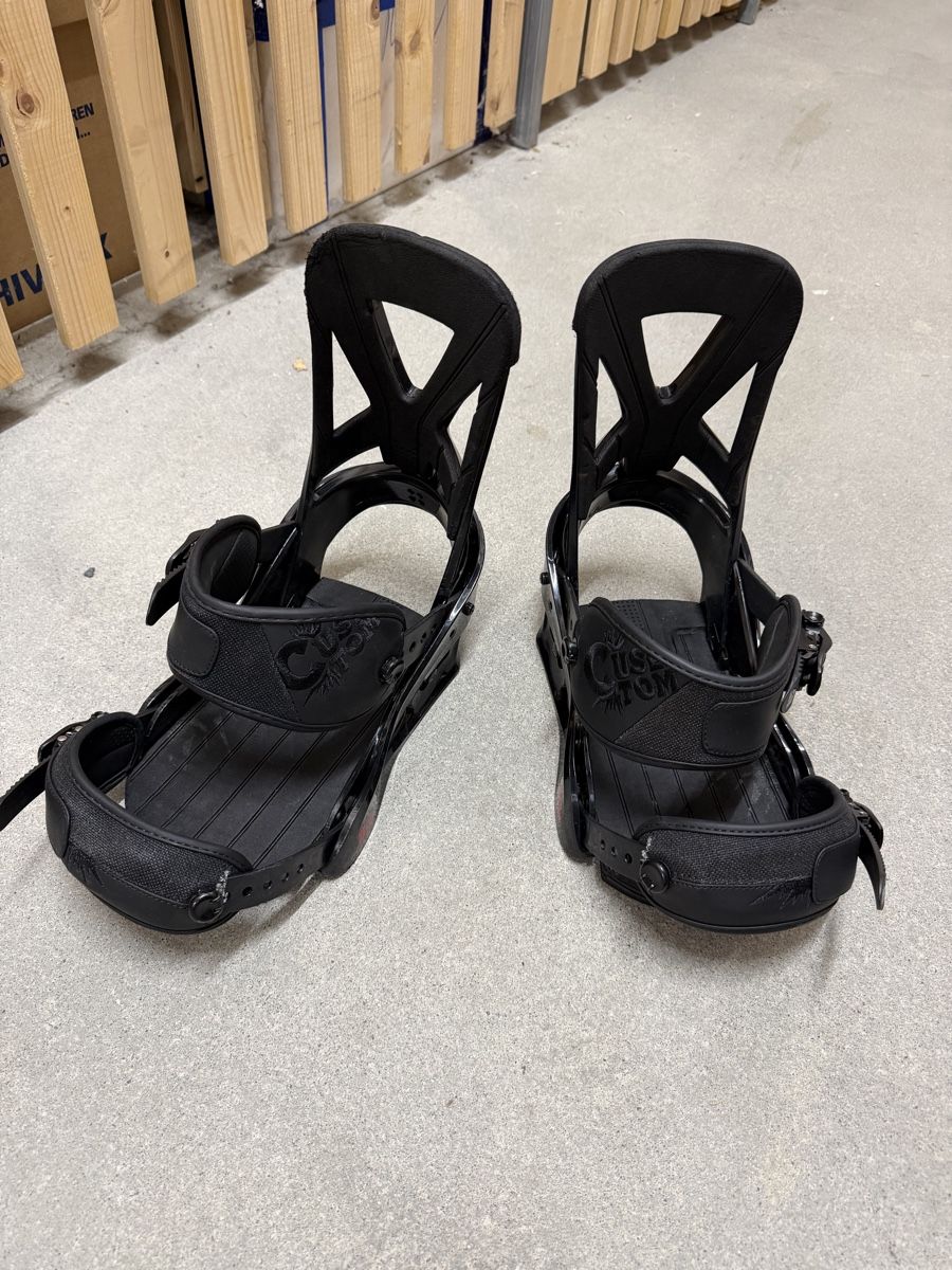 Bindegeräte: Burton Custom Snowboard Bindung Gr. L – Gebraucht aus Zürich von idemehore