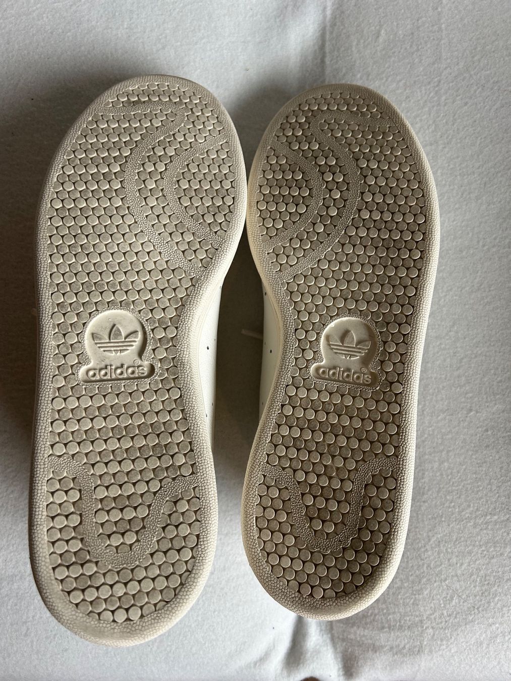 Adidas Scarpe da donna: Adidas Stan Smith Sneaker weiss Gr. 40 2/3 – Usato da Kilchberg ZH venduto da Shiraz3 2