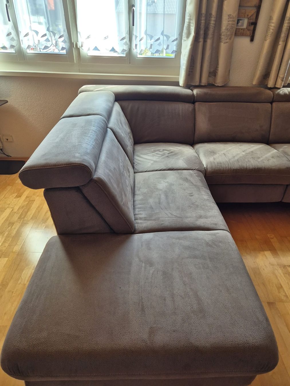 Sofas: Bequemes U-Sofa / Wohnlandschaft – Gebraucht aus Jonschwil von fam_9mzj 4