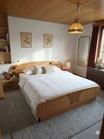 Schlafzimmer-Set Massivholz wie neu!