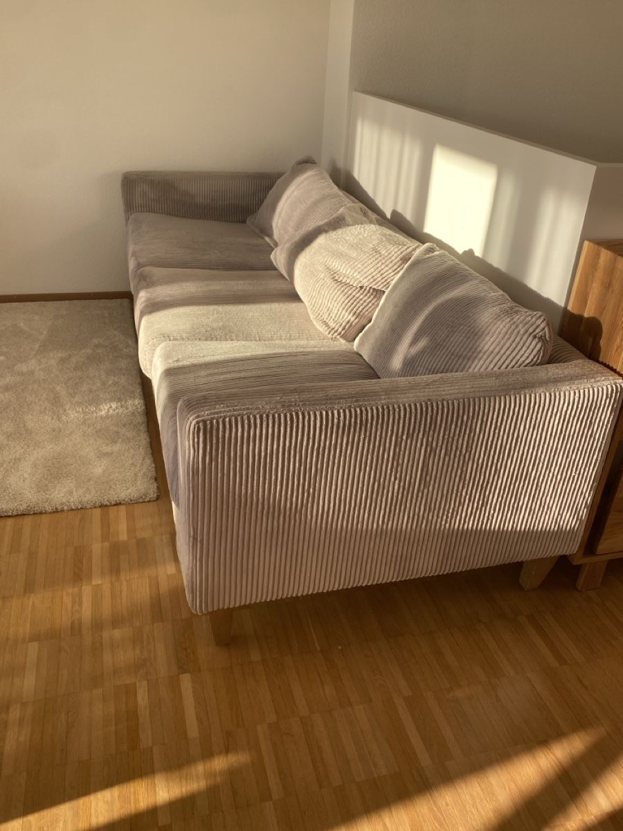 Sofas: Sofa (Dreisitzer) – Neu (gemäss Beschreibung) aus Luzern von Lea_ste 2