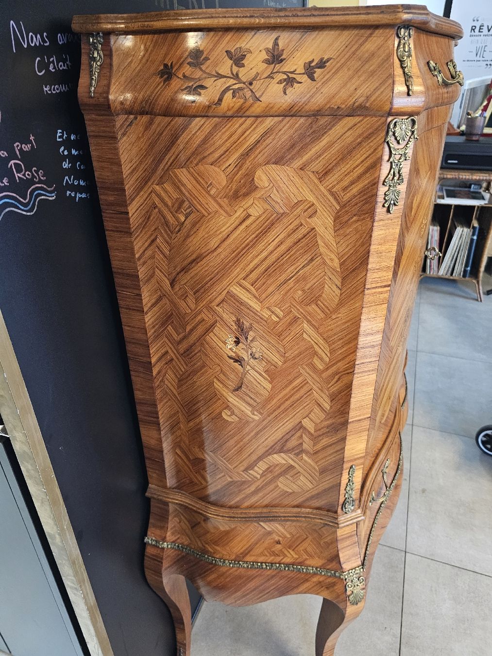 Ladenausstattungen & Messebau: Meuble bar ancien en bois – Gebraucht aus Etoy von az2011 4