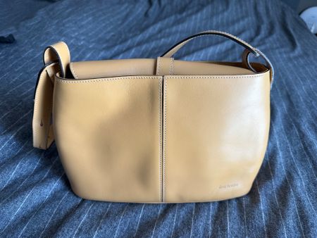 Sac à main Éric Laville en cuir, couleur camel, parfait! ...