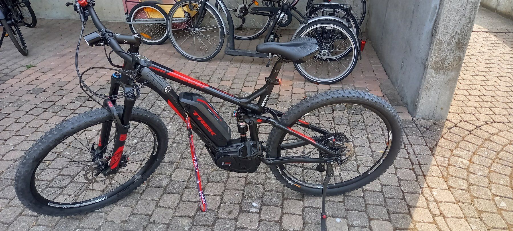 Trek Velos: Trek Powerfly + 9  Fully Bosch Cx Motor – Gebraucht aus Urtenen-Schönbühl von Audiovintage