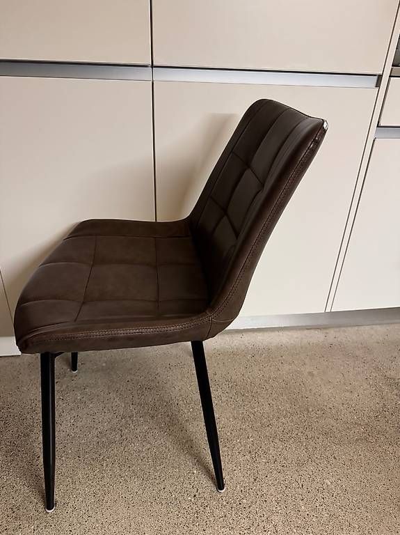 Conforama Stühle: 6 Stühle - wie neu – Gebraucht aus Adlikon b.Regensdf von julio_duenas 2