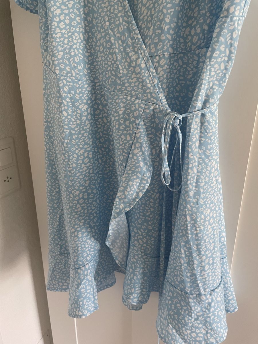Shein Vestiti: Sommerwickelkleid Gr. L/XL Blau mit Muster – Nuovo (secondo la descrizione) da HORGEN venduto da paris007 2