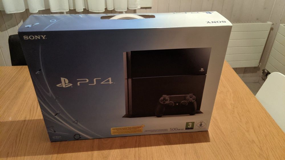 Playstation 4 inkl. Kabel ohne Controller Kaufen auf Ricardo