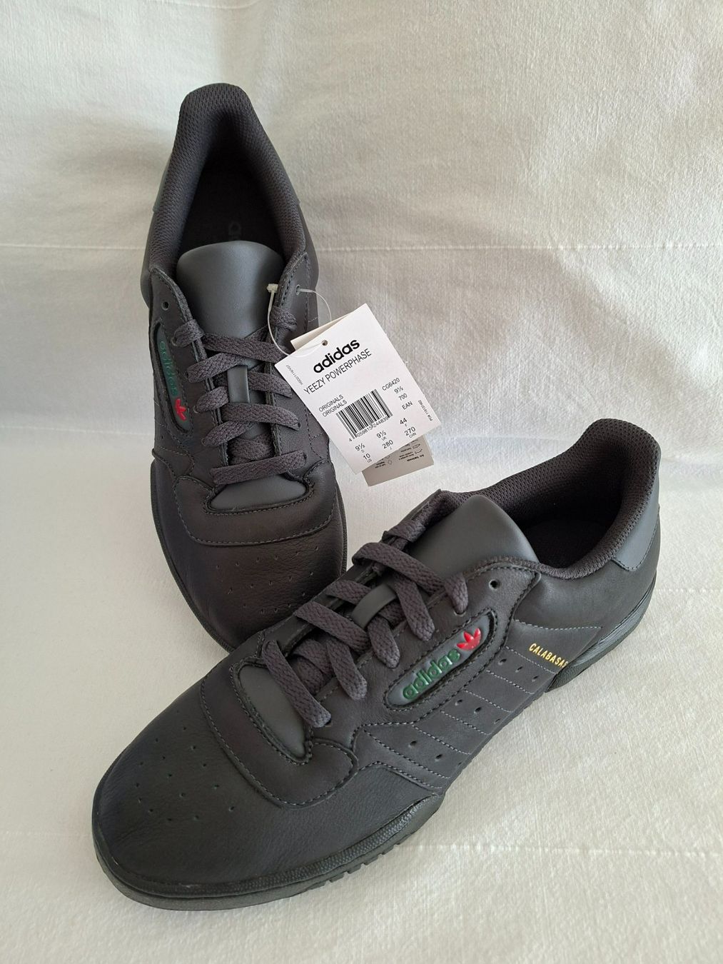 Adidas Herrenschuhe: Adidas Yeezy Powerphase – Neu und originalverpackt aus Grüningen von Htide2 2