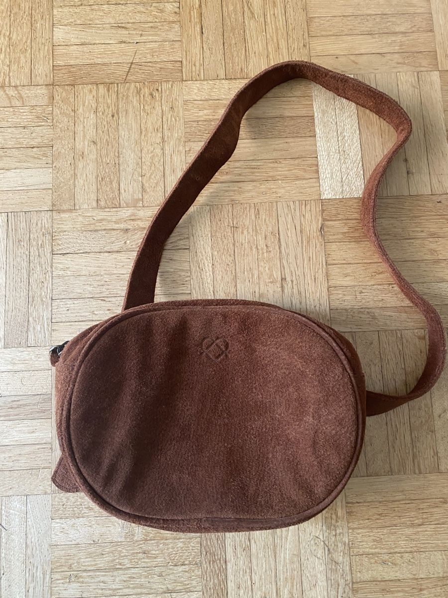 Borse: Neue Rework Wildleder Bauchtasche – Usato da Kehrsatz venduto da Gip4me