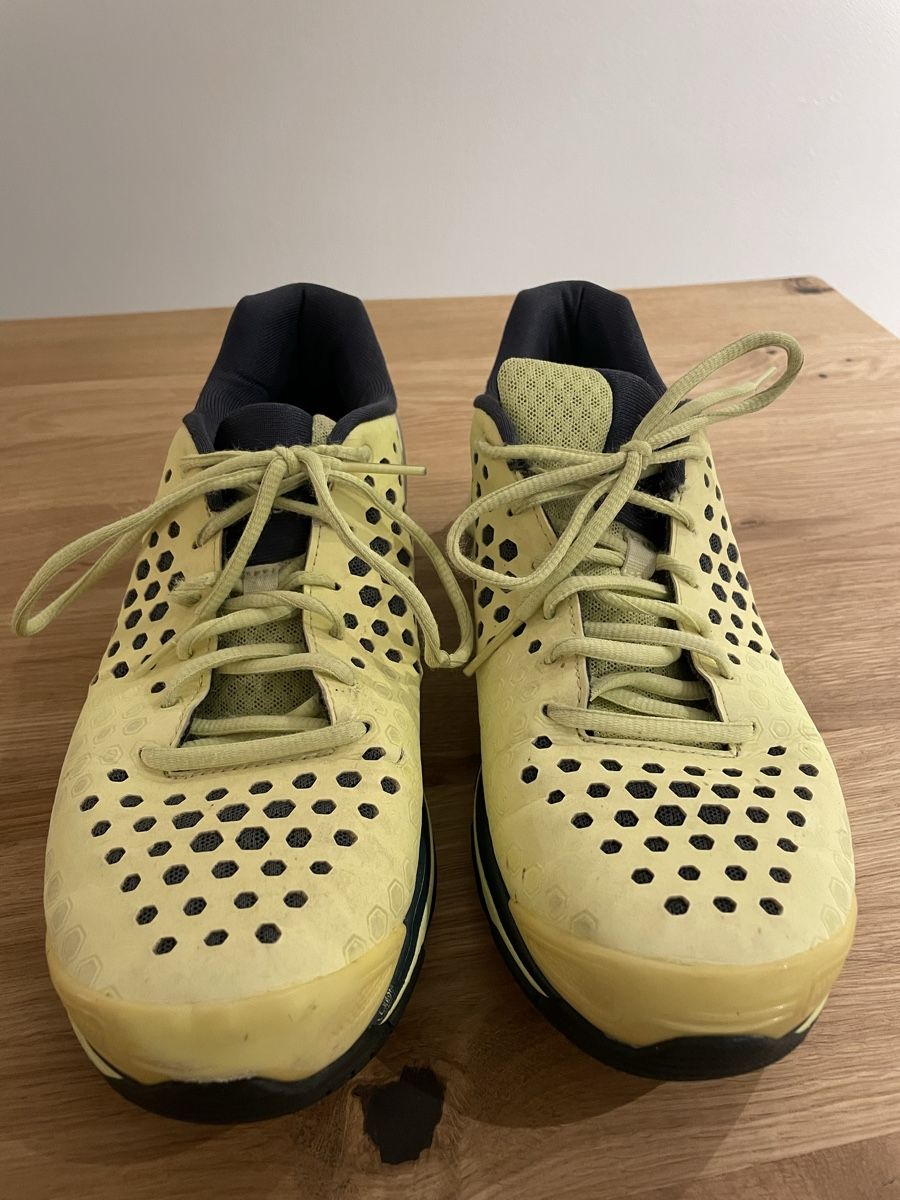 Adidas Damenschuhe: Adidas Hallenturnschuhe – Gebraucht aus Chur von buc_6tcp 1