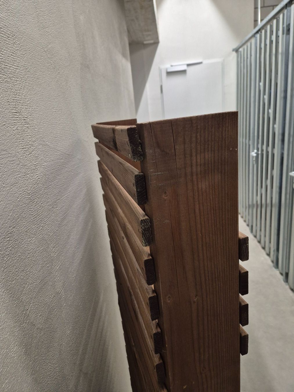 Scaffali: Wandbeet braun 160x60x16cm – Usato da Affoltern am Albis venduto da Minicola 2
