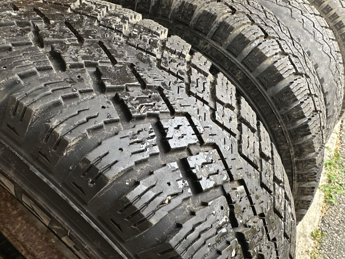 Nissan Cerchioni: Felgen mit Reifen – Usato da Unterkulm venduto da Boris_95 2