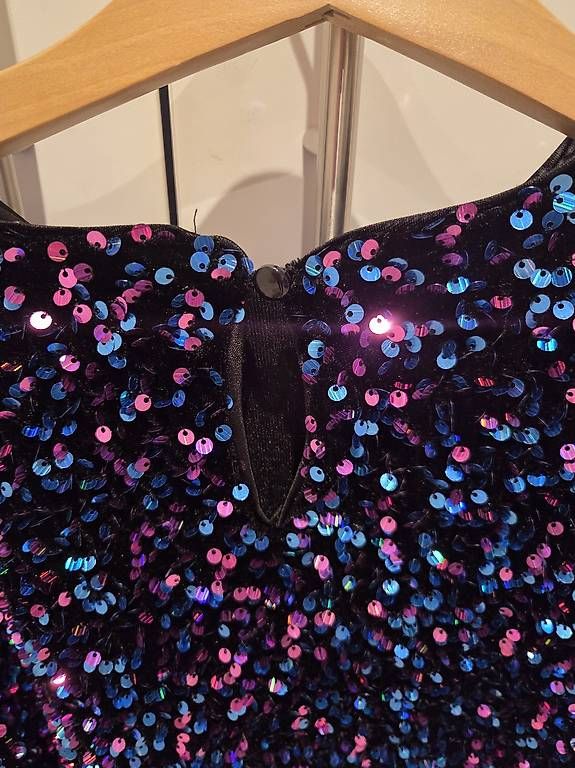 Vestiti & Gonne: Mädchen Pailettenkleid Gr. 158-164 – Usato da Volketswil venduto da zacki09 1
