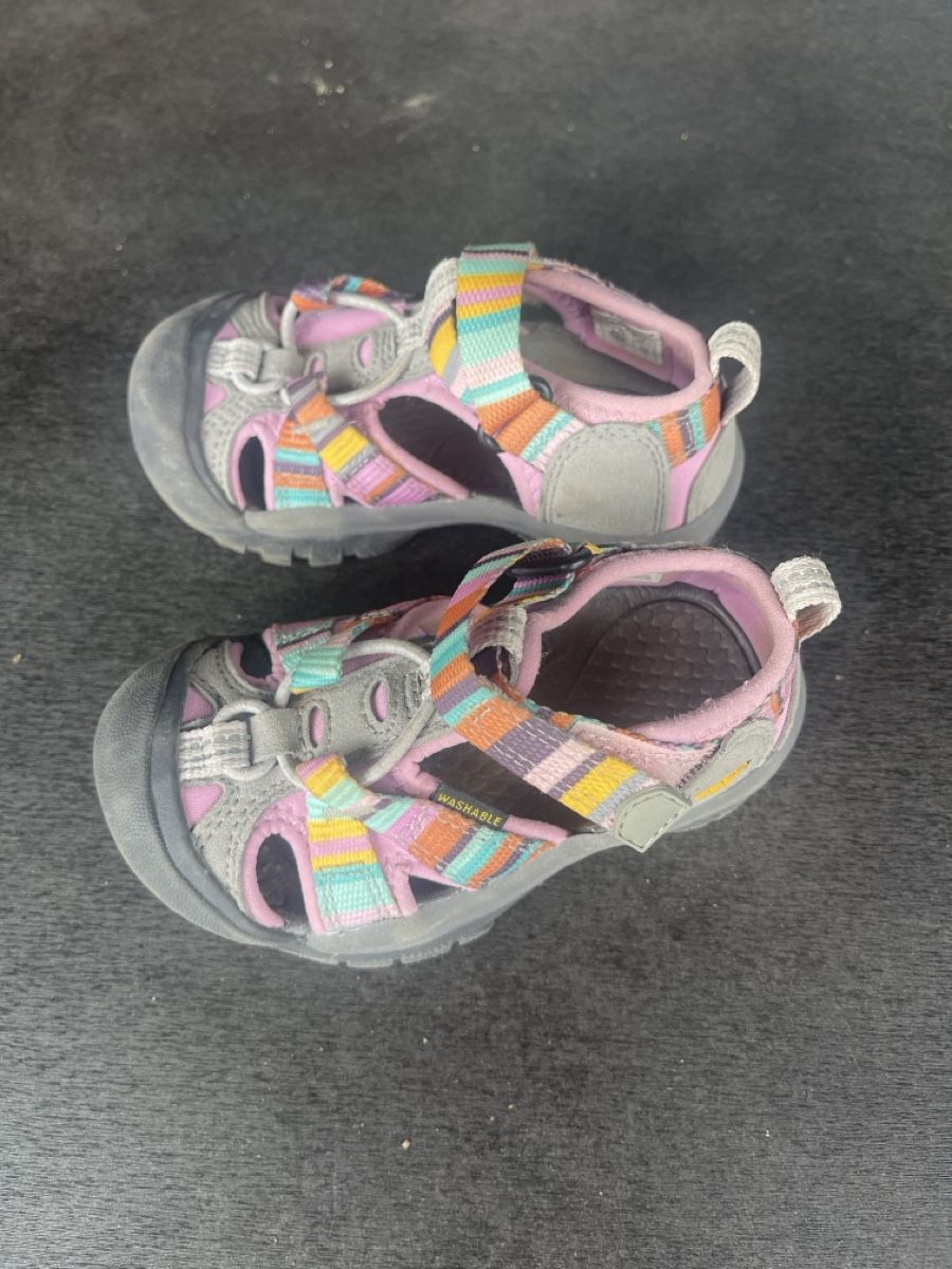 Keen Scarpe da uomo: Keen Sandalen - Gr. 24 – Usato da Beckenried venduto da ciaran 1