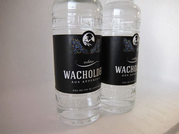 Spirituosen: 2x Echter Wacholder Appenzell  43% 50cl. – Neu und originalverpackt aus Wöschnau von Vinsale 3