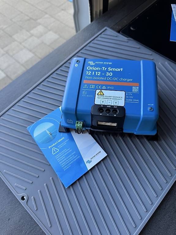 Victron Caricabatterie: Victron Orion TR Smart DCDC Ladebooster – Usato da Roggwil BE venduto da piccu85