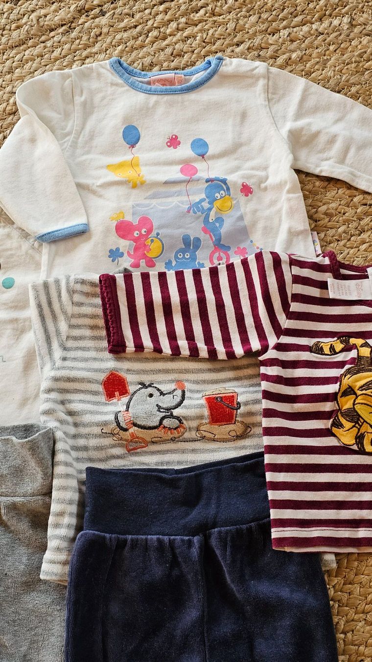 Lots de vêtements: Kleiderpaket 62 – D'occasion à Buhwil par Nici_la_nic 1