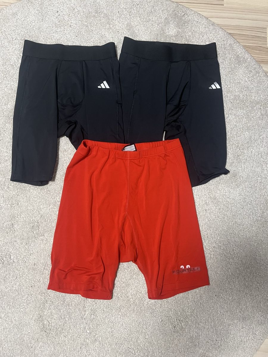 Adidas Pantaloni: 3er Set Thermohosen Adidas – Usato da Rheineck venduto da CS992000