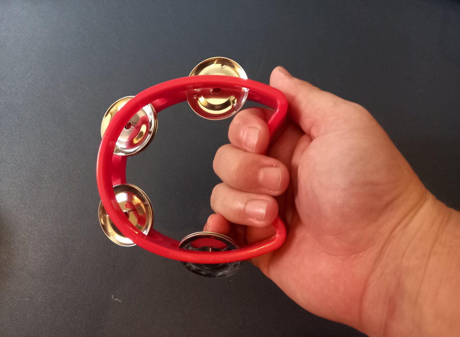 Musikinstrumente: 10x Handtrommel rot / Tambourin à main rouge – Neu und originalverpackt aus Bremblens von LOVA-MUSICA-SHOP 1