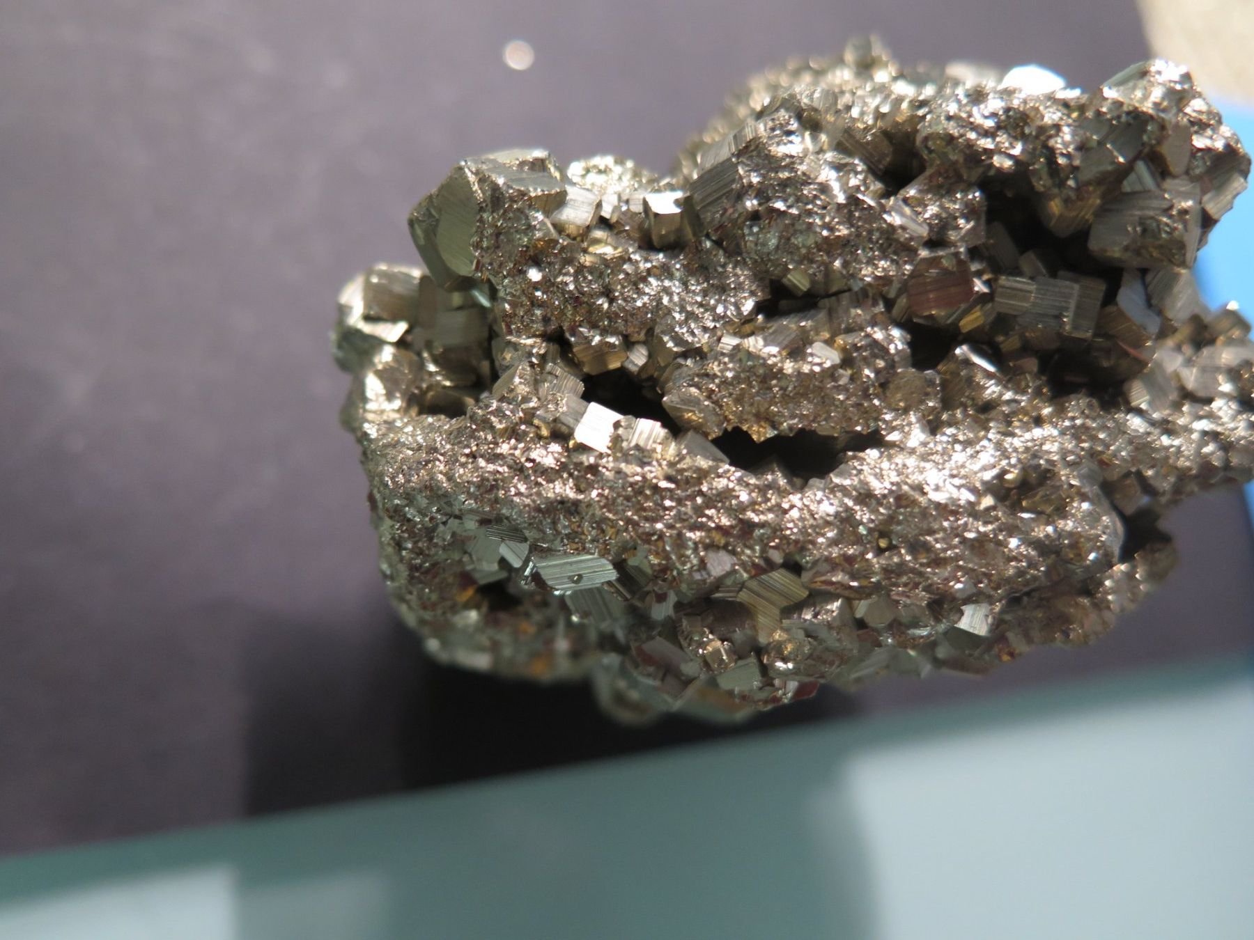 Minerali & Pietre curative: Hochglänzender Pyrit von Peru, ca. 521 gr. – Usato da Schaffhausen venduto da Yamakana51L8736OQ8 6