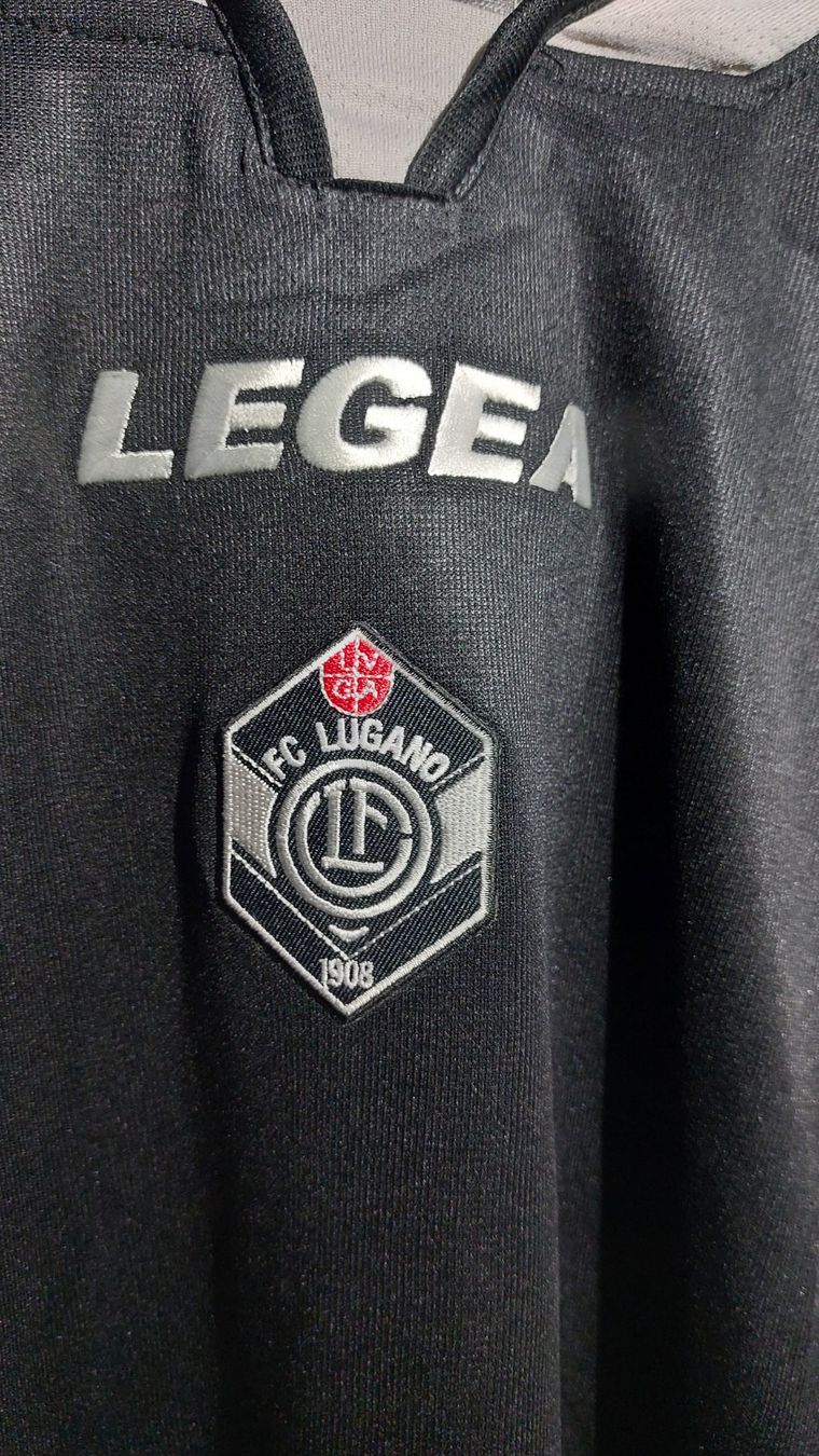 Leibchen & Hosen: FC Lugano Trikot Training 2010/11 Gr. XL – Gebraucht aus Hedingen von Turicun25 4