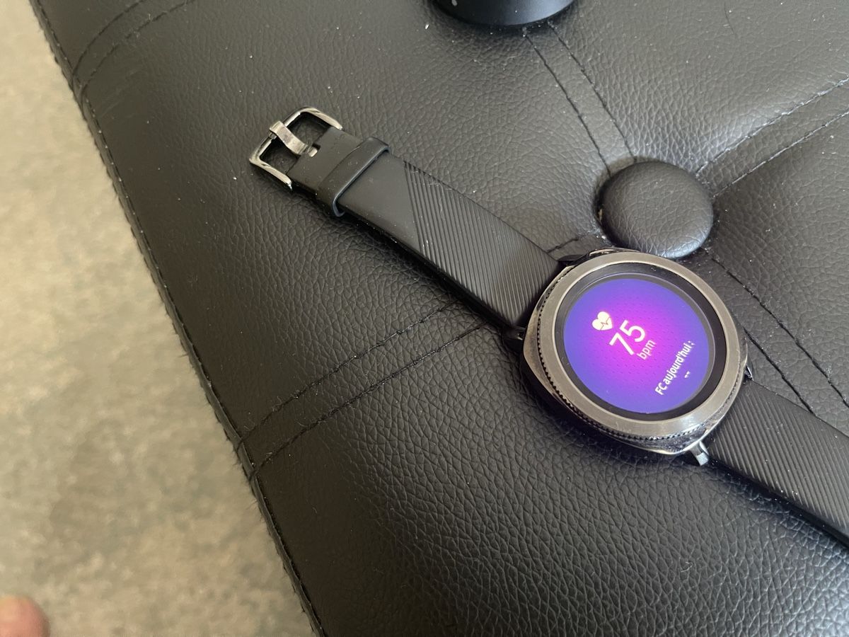 Réveils: Samsung Gear S3 Frontier, montre connectée – D'occasion à Lausanne par ken_v8xy 1