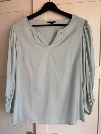 Gr. 42 Bluse pastellmint von Comma