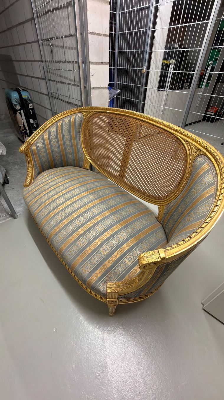 Sofas: Couch und Stuhl – Gebraucht aus Buchs AG von vts_474