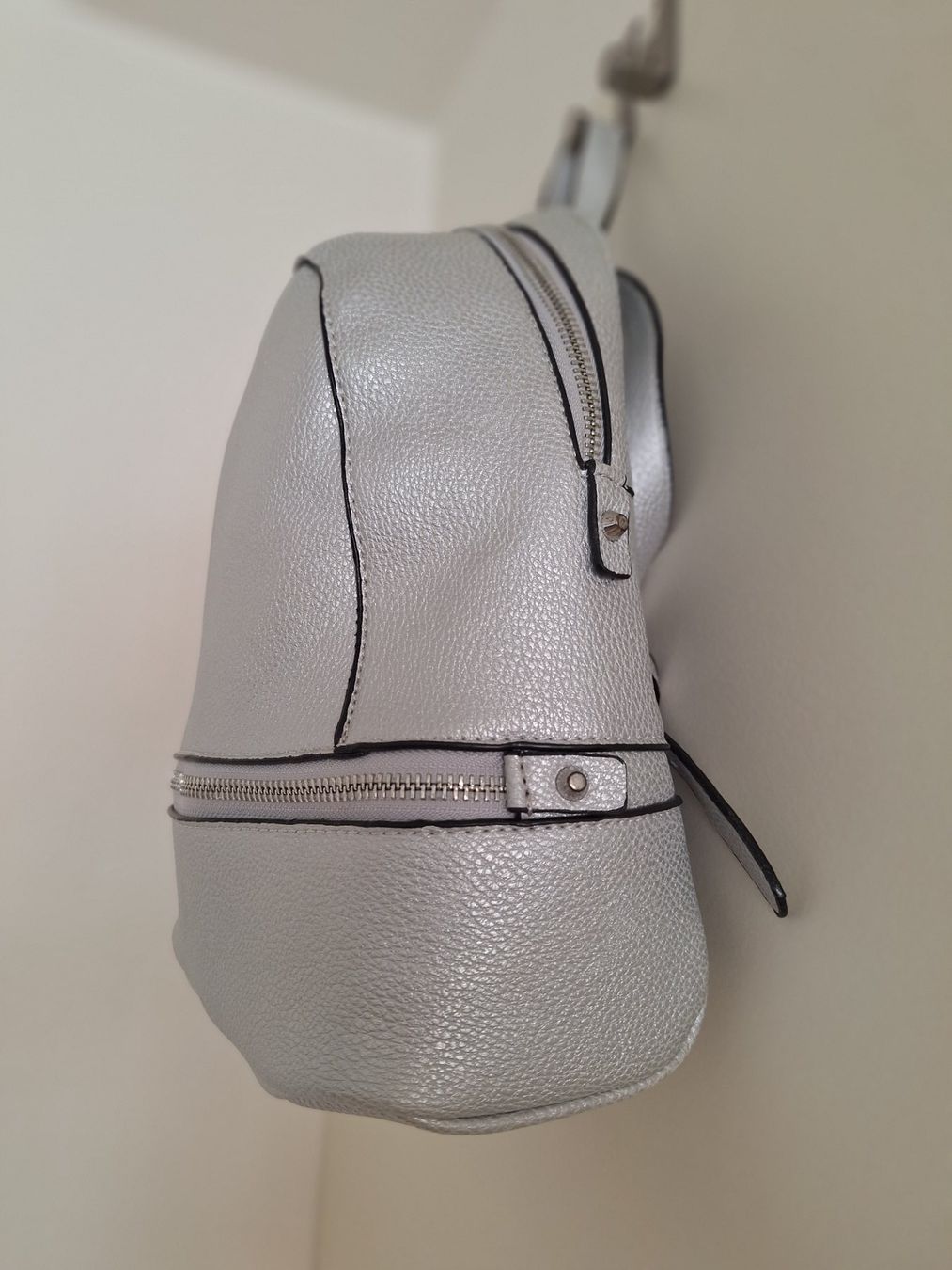 Zaini: Silberner Mini Rucksack NEU – Nuovo (secondo la descrizione) da Worb venduto da nfsolutions 1