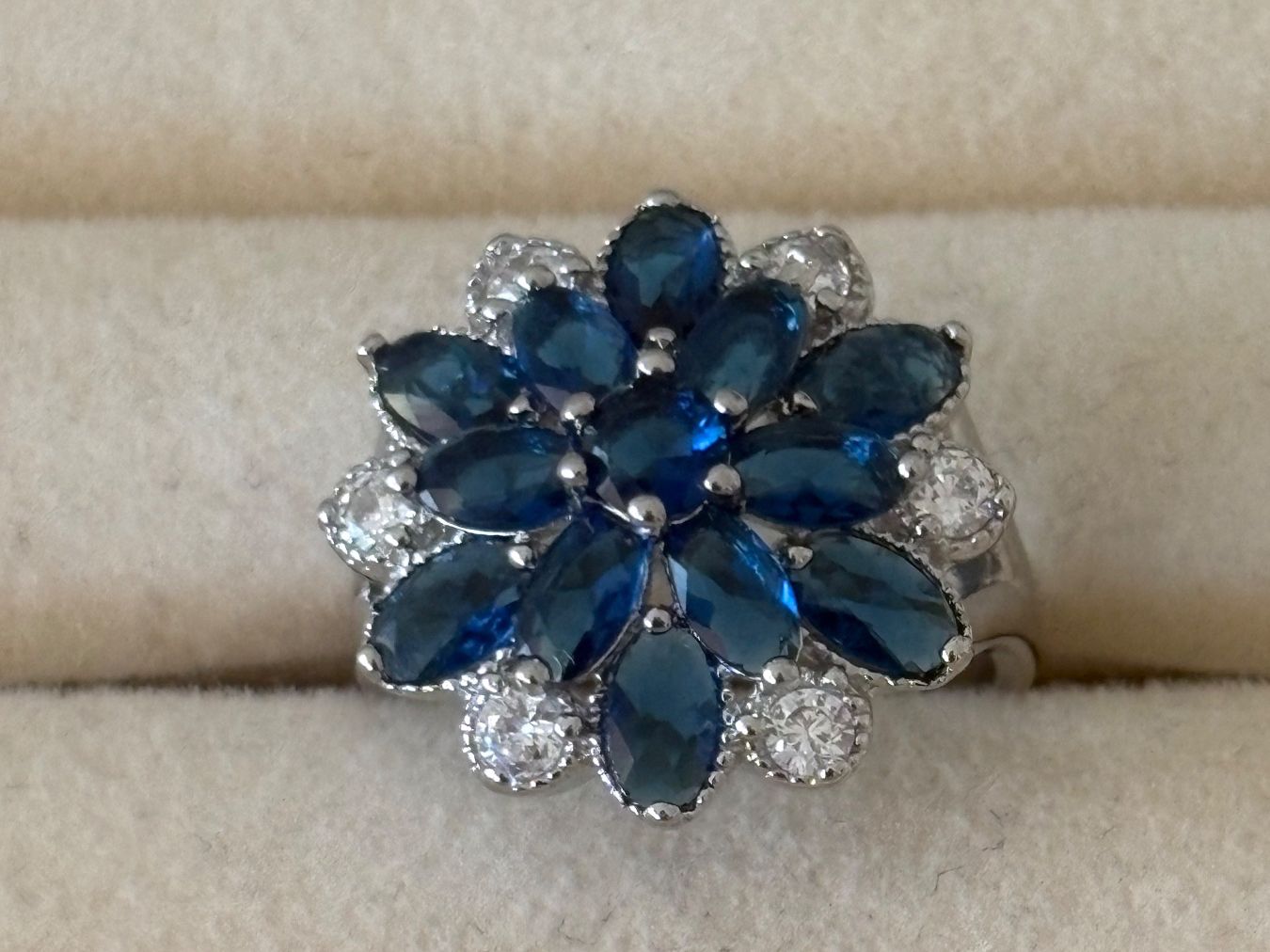 Ringe: Luxus Elegante Gr.18/8 Ring Farbe: Silber /blau – Neu (gemäss Beschreibung) aus Biel-Bienne von Roserosse13 1