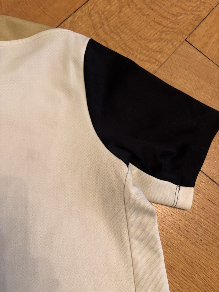 Nike Lotti di vestiti: Sporttenue, 146 – Usato da Zürich venduto da gucks 1