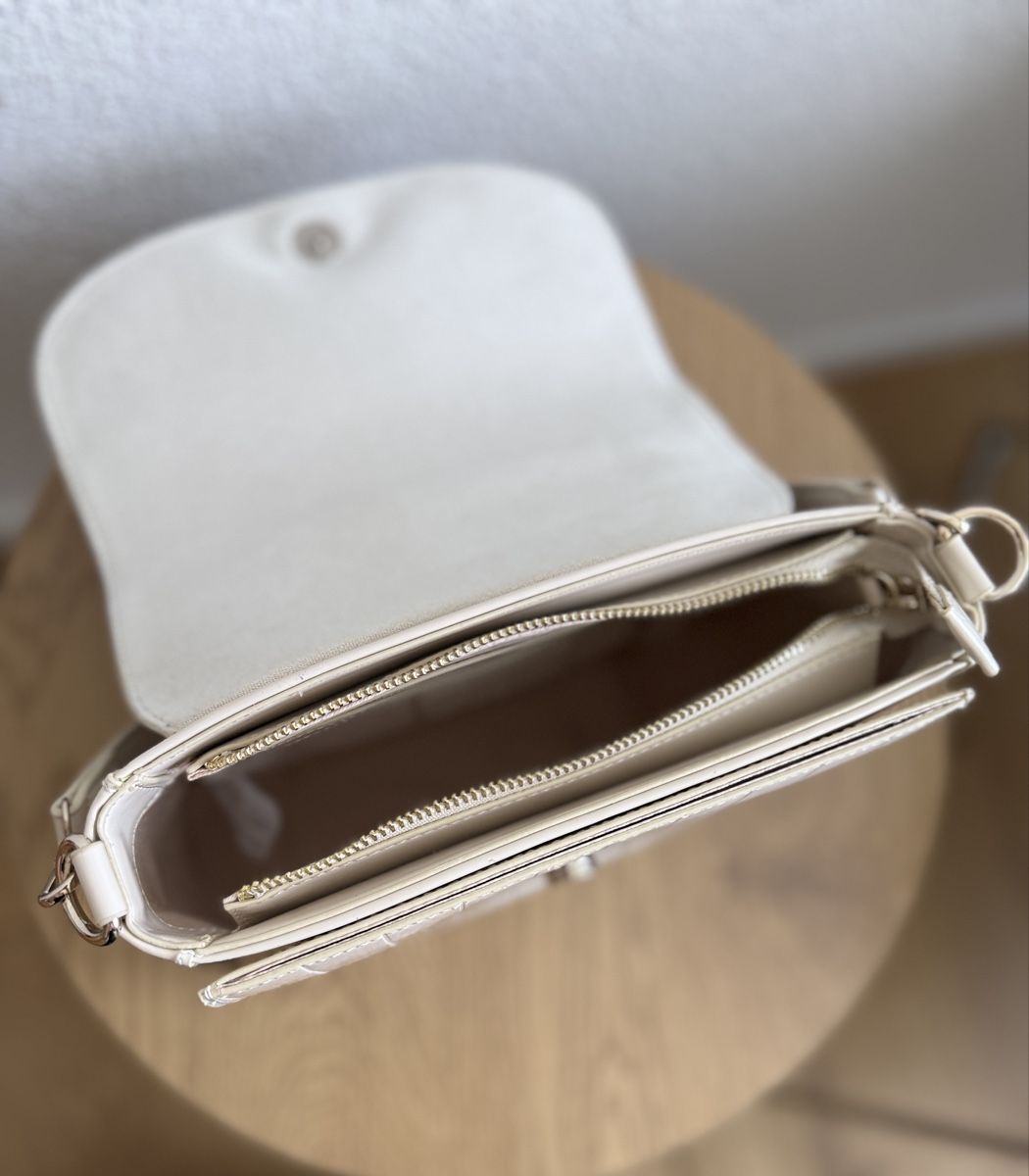 Valentino Taschen für Damen: Valentino Umhängetasche, creme – Neu (gemäss Beschreibung) aus Frauenfeld von Ariuki 1