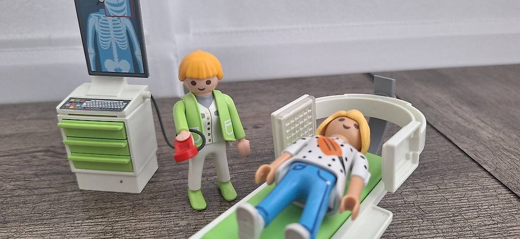 Playmobil Giocattoli: Playmobil Röntgen – Usato da Neuenkirch venduto da Ducati79 1