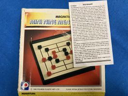 Brettspiel Mühle, kleines Format, ideal für unterwegs