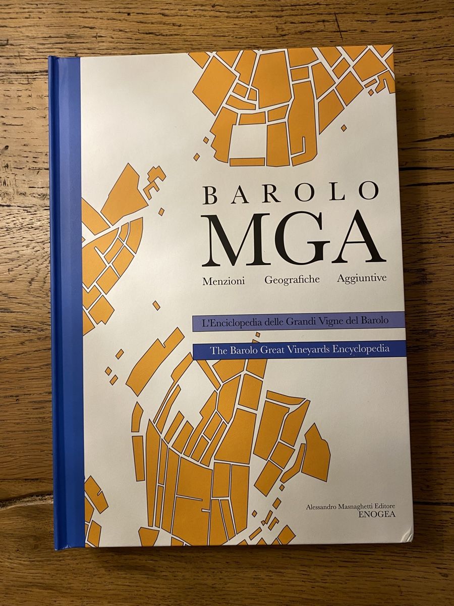Wein: Buch Barolo MGA – Neu (gemäss Beschreibung) aus Nürensdorf von grandivini