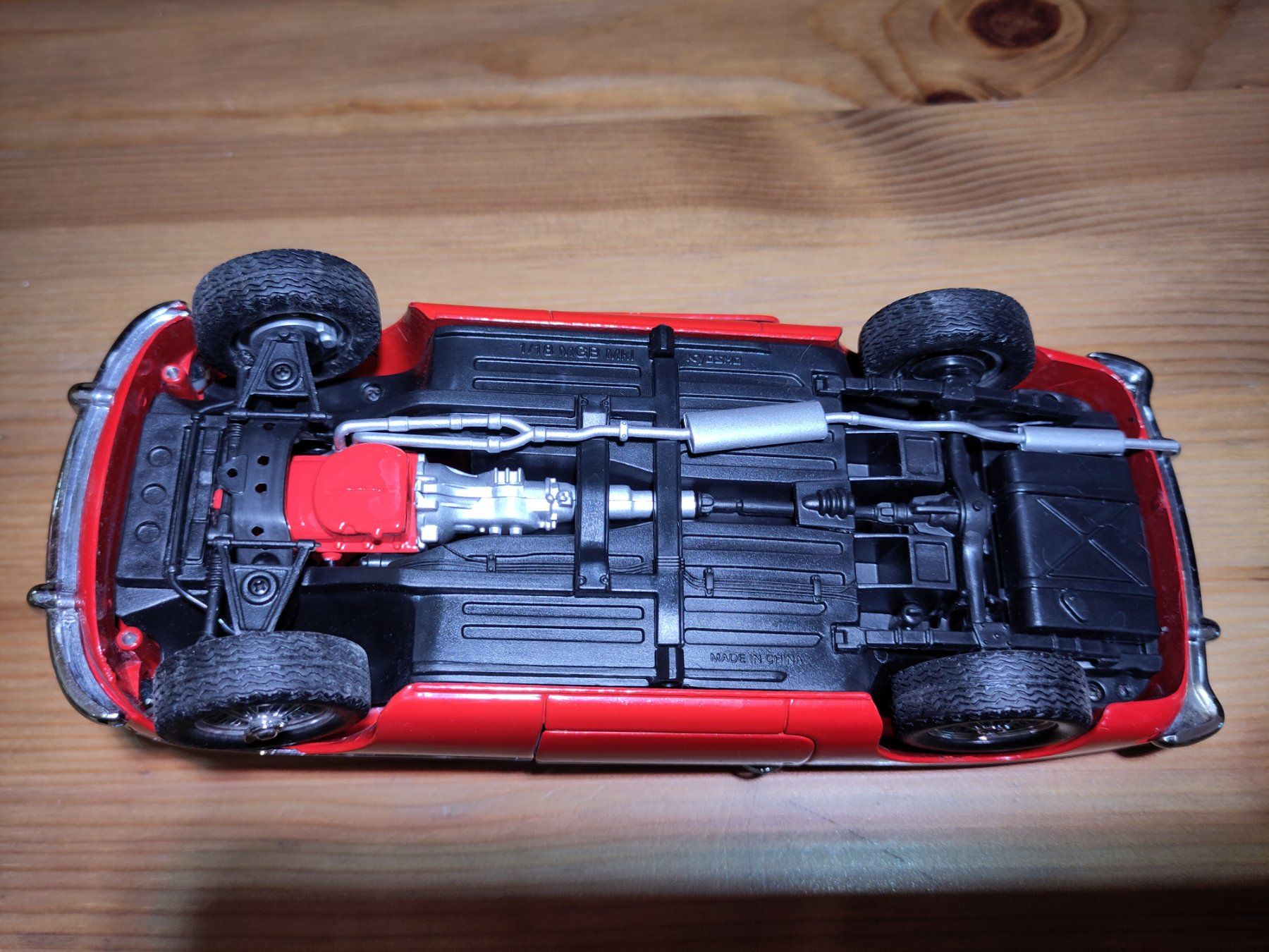 Kyosho Voitures modèles: Modellauto Kyosho MGB MkI 1/18 – D'occasion à Bülach par Tiefschlaflos 3