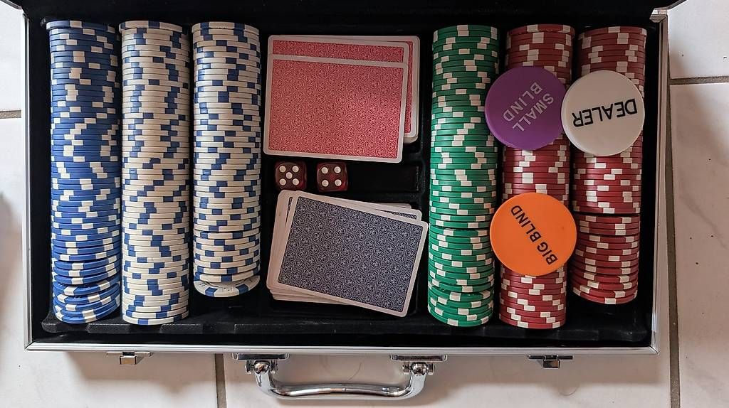 Giochi: Pokerkasten – Usato da Schwarzenbach SG venduto da olreho