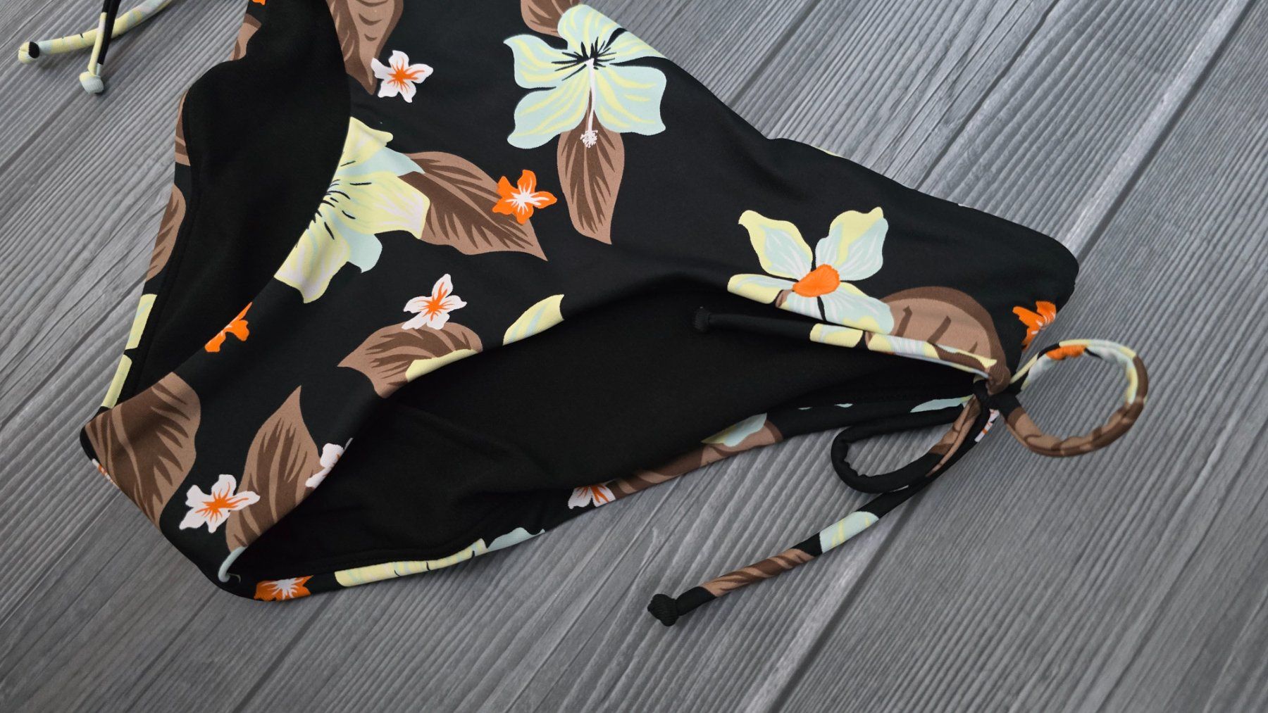 Roxy Costumi da bagno & Bikini: ROXY Bikini Hose - M - Beach Classics Hipster 👙 – Nuovo e nell'imballaggio originale da Thalwil venduto da VitaMini 1