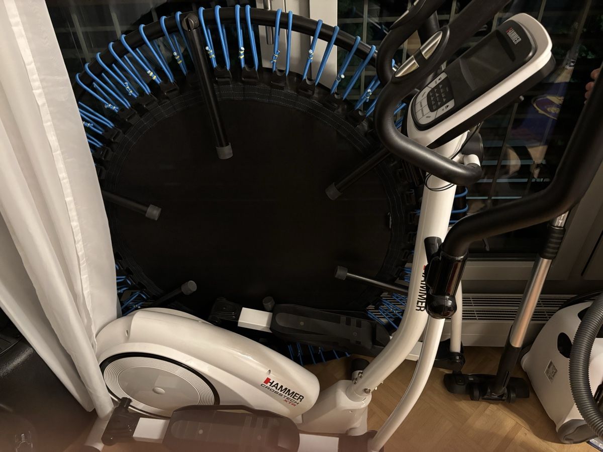 Hometrainer: Crosstrainer HAMMER CROSSTECH 200 guter Zustand – Usato da Chur venduto da Mady1
