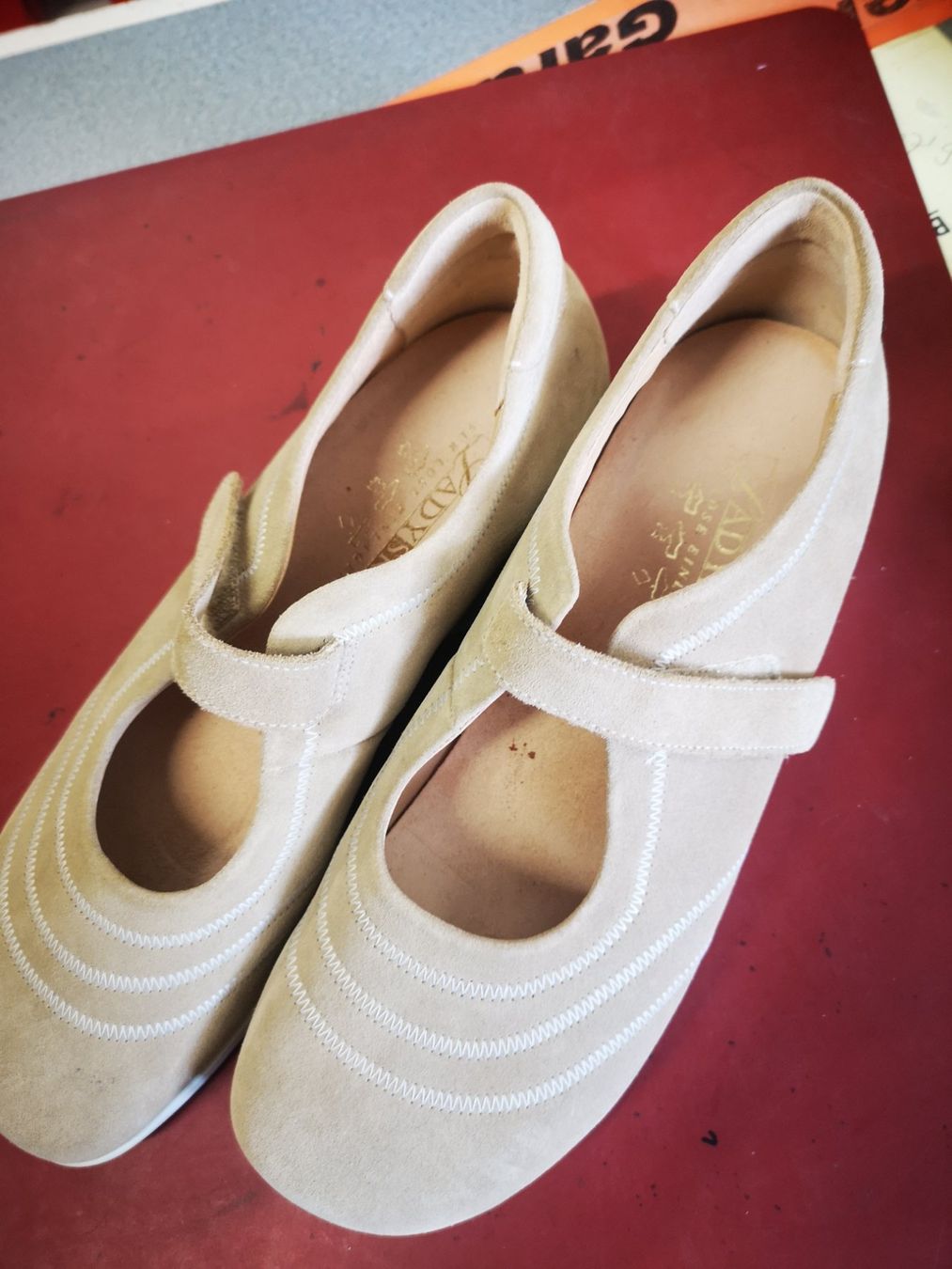 Helvesko Damenschuhe: Helvesko – Neu und originalverpackt aus Möhlin von Highwaytom 2